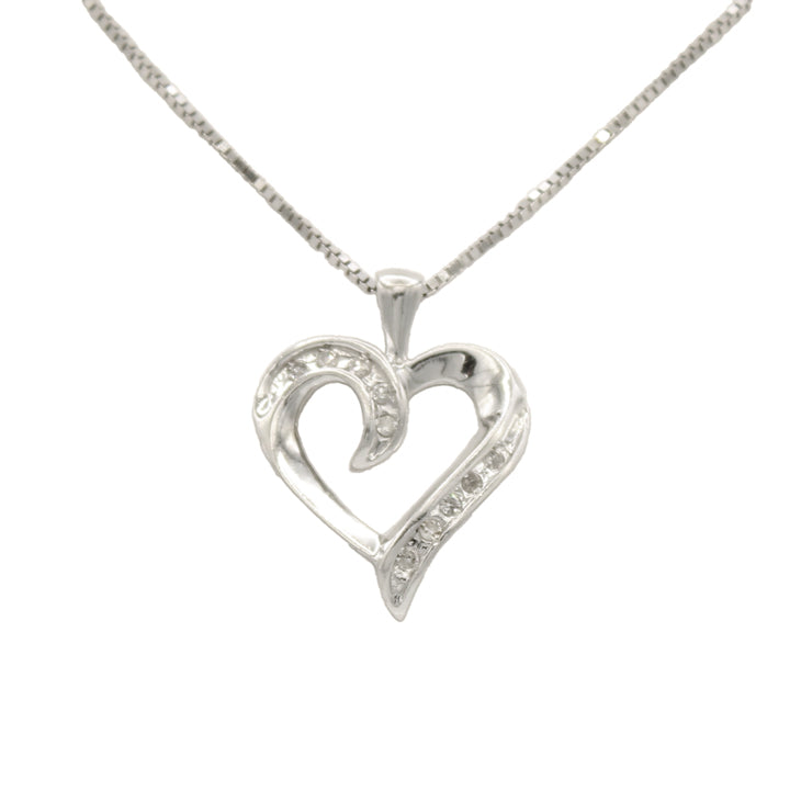 10k White Gold Diamond Heart Pendant