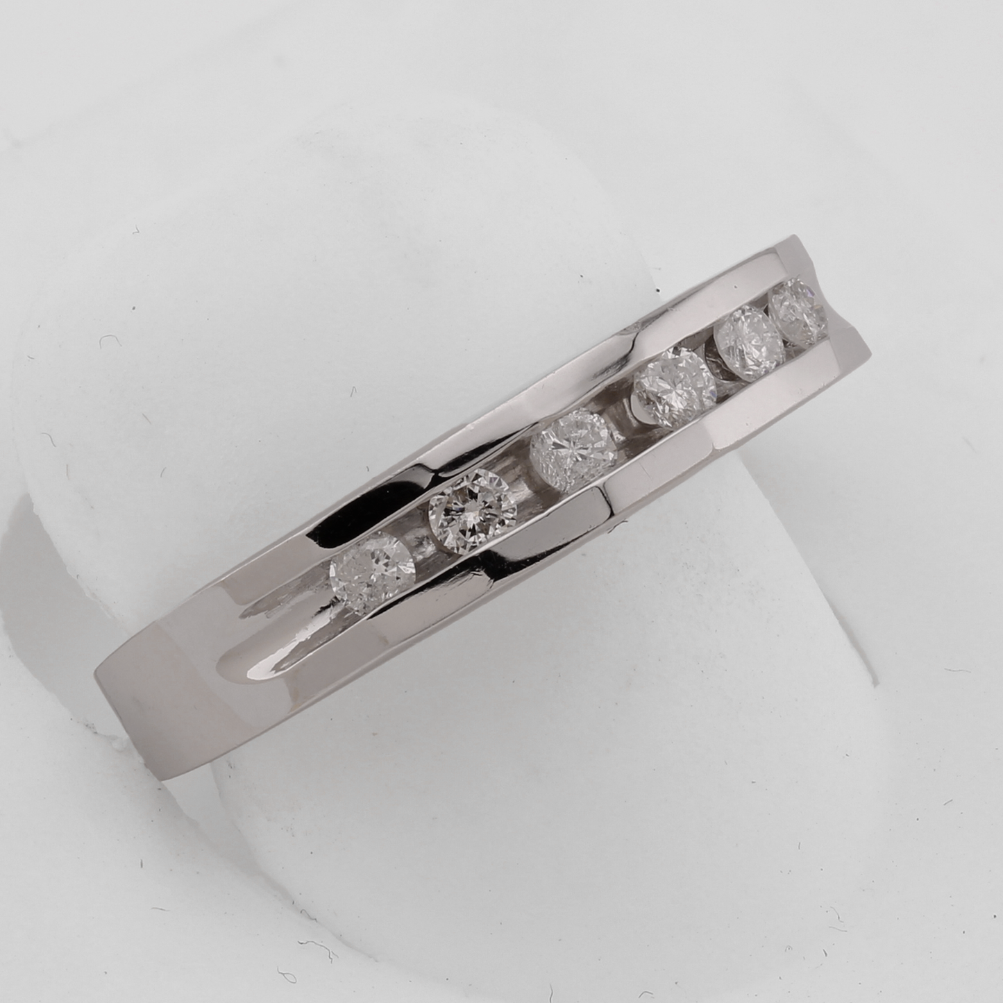 14k White Gold Polished 6 Stone Channel-Set Diamond Wedding Band