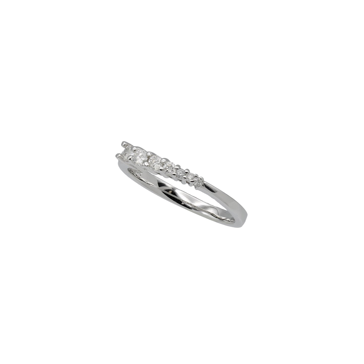 14k White Gold Graduating Diamond Ring
