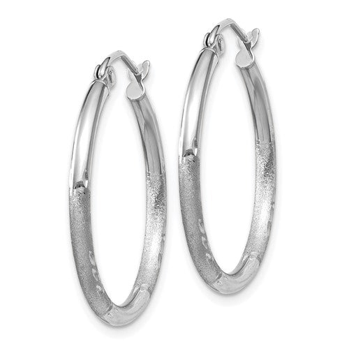 14k White Gold Diamond-Cut 2mm Round Hoop Earrings 25 mm x 25 mm