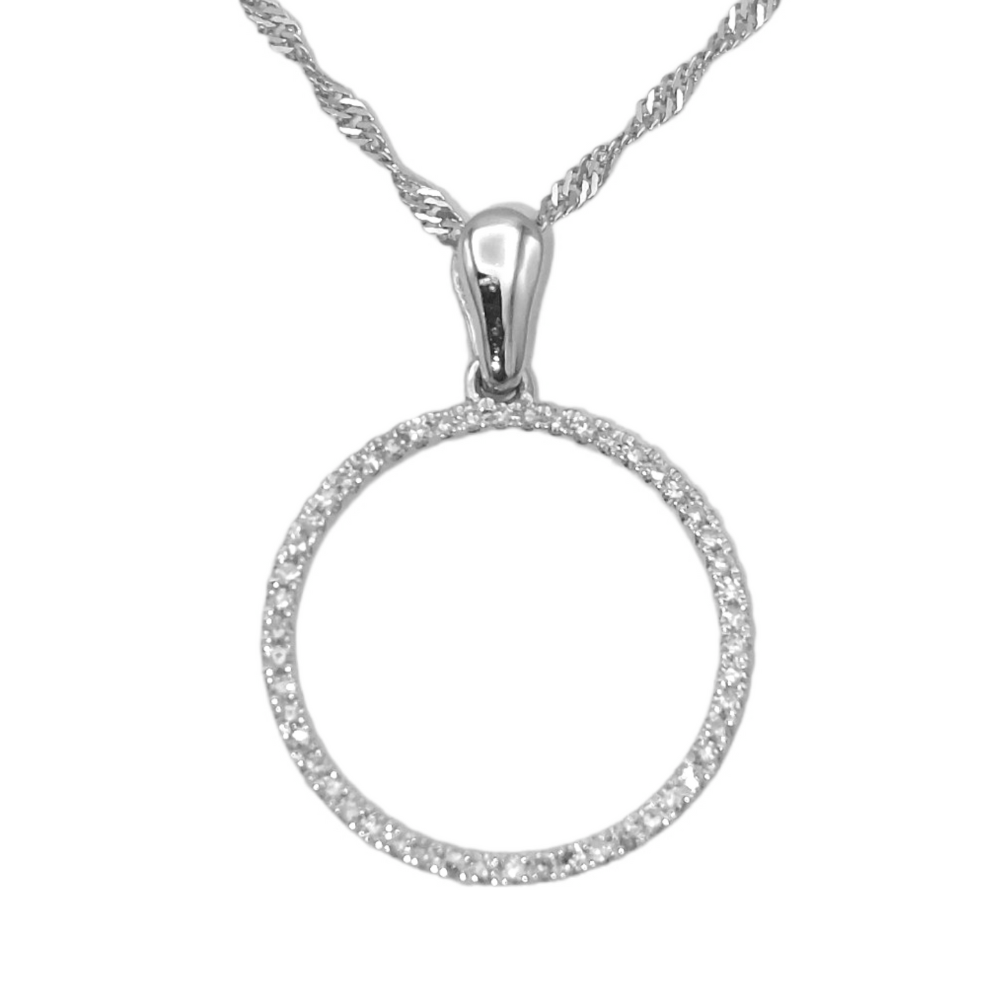 14k White Gold Diamond Circle Pendant