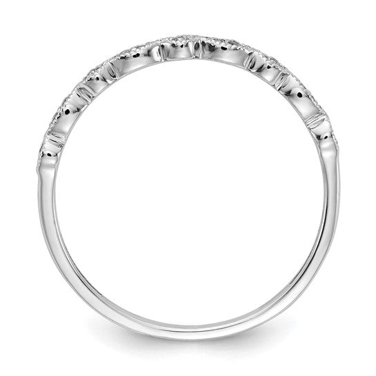 14k White Gold Fancy Diamond Band
