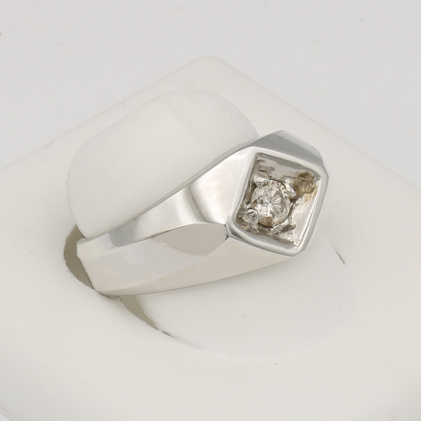 14k White Gold Men's Solitaire Diamond Ring - 0.33ct