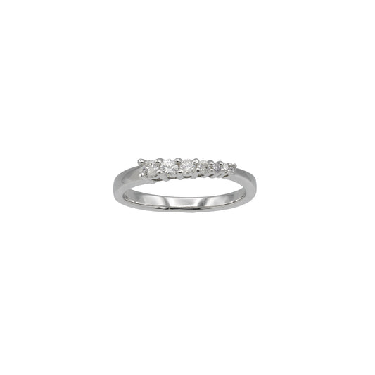 14k White Gold Graduating Diamond Ring